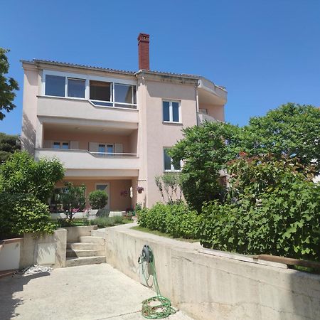 Apartments Dijana Krk Town Esterno foto